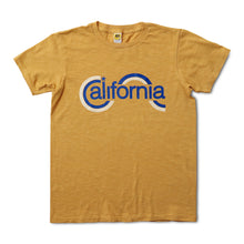 Load image into Gallery viewer, Graphic Tees / California / Ocker
